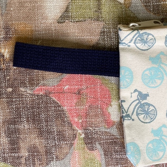 Handmade Pouch Bikes Silkscreened and Sewn in the USA www.shoplittlespoons.com - Picture 6 of 8